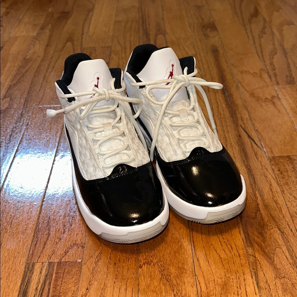 Kids, Jordan high top , size 5